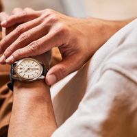 Longines Conquest Heritage Central Power Reserve: Bảy thập kỷ tiên phong
