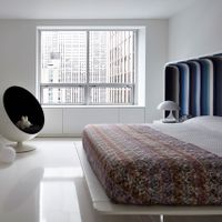 noi that phong ngu can ho new york manhattan space age retro futuristic