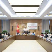 Phó Chủ tịch Quốc hội Nguyễn Đức Hải đã gặp mặt doanh nhân trẻ có thành tích xuất sắc trong khởi nghiệp năm 2024 (Ảnh: QH)