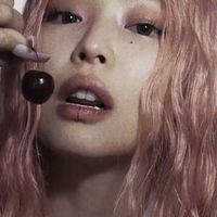 Jennie (BLACKPINK) xuất hiện với tạo hình khác lạ, quảng bá ca khúc mới