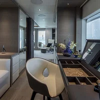 Majesty 175