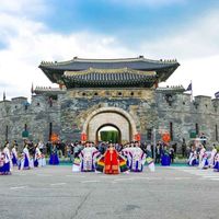 le-hoi-van-hoa-Suwon-Hwaseong-ivivu-4-1.jpg
