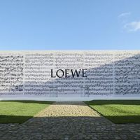 BST LOEWE Xuân Hè 2025