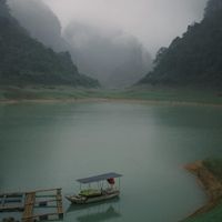 du lich lang son viet nam ho thang hen
