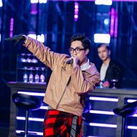 Coldzy bất ngờ nhận nón vàng từ Suboi, thẳng tiến vòng trong của Rap Việt mùa 4