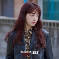 Park Shin Hye style