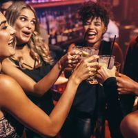5 Thuật ngữ đi bar phổ biến giúp bạn “giải ngố” khi xuống phố