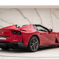 Siêu phẩm Ferrari 812 GTS chính thức lộ diện tại Việt Nam