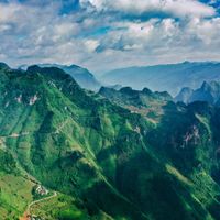 Vẻ đẹp siêu thực của Đèo Mã Pí Lèng - “tứ đại đỉnh đèo” của Việt Nam