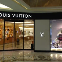 Louis Vuitton phân biệt đối xử với khách Trung Quốc