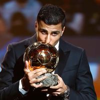 Kane diện Rolex, Rodri đeo đồng hồ 32.000 USD ở Quả bóng vàng 2024