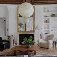 Căn hộ Paris: Sắc thái của mộc mạc và trang nhã