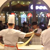 Có một chợ đêm bên biển Vui Phết tụ hợp du khách trong và ngoài nước