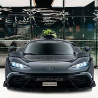 “Siêu phẩm” Mercedes-AMG One đầu tiên lên sàn xe cũ
