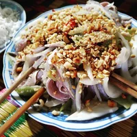 Đầu bếp Mỹ Chad Kubanoff xuýt xoa với món đặc sản Phú Quốc