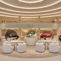 Trung tâm trưng bày mới của JLR Việt Nam