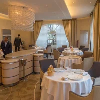 Tín đồ ẩm thực không thể bỏ qua những nhà hàng đạt 3 sao Michelin tại Thụy Sĩ
