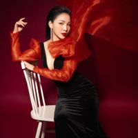 Lâm Hùng cực tình tứ trong "MV Đêm cô đơn"