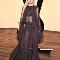 Rosé diện váy xuyên thấu dự show Saint Laurent Thu Đông 2024