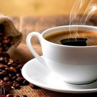 Nên uống bao nhiêu cốc cà phê mỗi ngày để giảm cân?