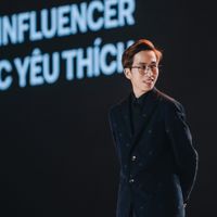 Nhìn lại những lần kinh doanh của Tứ Hoàng streamer