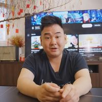 Nhìn lại những lần kinh doanh của Tứ Hoàng streamer