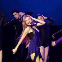 Chị đẹp đạp gió rẽ sóng: Trang Pháp tái xuất showbiz quá đỉnh