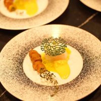 Bếp trưởng Pierre Meneau đạt sao Michelin và cơ duyên với ẩm thực Việ