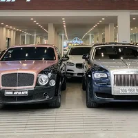 Cách người buôn siêu xe vài trăm triệu bán Rolls-Royce cũ cho đại gia