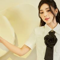 Diễn viên Quỳnh Kool thanh lịch và ngọt ngào với váy của SIXDO