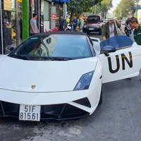 Siêu xe Lamborghini Gallardo mui trần của ông Đặng Lê Nguyên Vũ tái xuất