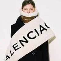 BST BALENCIAGA THU-ĐÔNG 2024: Liệu Demna Gvasalia đã thực sự đưa Balenciaga trở về nơi vốn có?