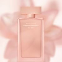 Nước hoa narciso rodriguez ra mắt hai dòng hương mới cho nam và nữ