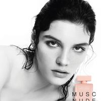 Nước hoa narciso rodriguez ra mắt hai dòng hương mới cho nam và nữ