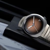 Chiếc đồng hồ vạn niên với tính năng thay đổi ngày tức thời, chỉ hiện diện trong năm 2024