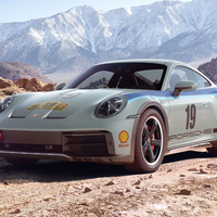 Đại gia Sài Gòn mang dàn xe hơn 45 tỷ đi phượt Tây Bắc, có Porsche 911 Dakar