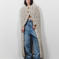 Baifern Pimchanok là Đại sứ Loewe đầu tiên từ Đông Nam Á