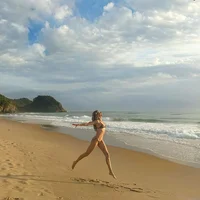 Siêu mẫu Gisele Bündchen chia sẻ bí quyết giữ gìn sắc đẹp và vóc dáng