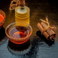 Lợi ích và cách làm đẹp từ tinh dầu quế