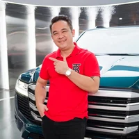 Trấn Thành mua xe 2 tỷ rồi giao hết cho Mr. Xuân Hoàn “độ” lại, netizen nói phí tiền còn người trong cuộc nói sao?