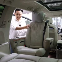 Trấn Thành mua xe 2 tỷ rồi giao hết cho Mr. Xuân Hoàn “độ” lại, netizen nói phí tiền còn người trong cuộc nói sao?