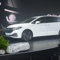 Giá từ 1,989 tỉ đồng, Volkswagen Viloran có gì hấp dẫn khách Việt?