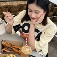 Hoa hậu Ý Nhi