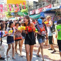 Lễ hội té nước Thái Lan