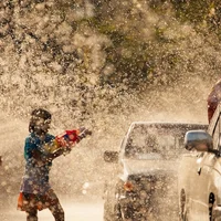  Lễ hội té nước Songkran