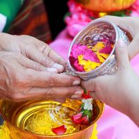  Lễ hội té nước Songkran
