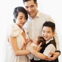 Nữ đại gia Hà Nội là mẹ 7 con, U40 được nhận xét "càng đẻ càng đẹp"