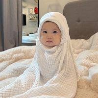 Cháu gái tập đoàn may mặc - Pam Yêu Ơi cán mốc 1 triệu followers trên Instagram: Loạt ảnh ăn mừng độc lạ!
