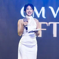 Cô giáo tiếng Anh Tiên Tinker