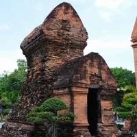 Nét Chăm rực rỡ giữa lòng phố thị Nha Trang